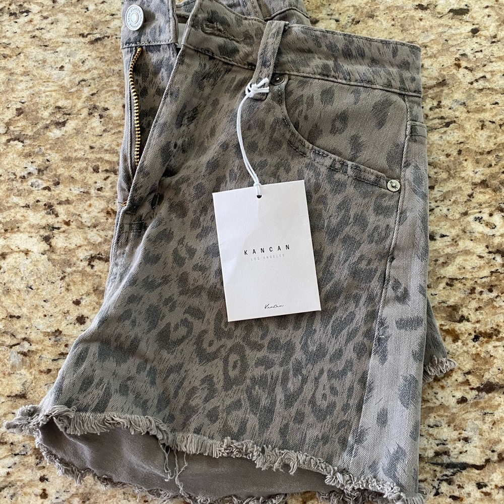 Kancan Shorts